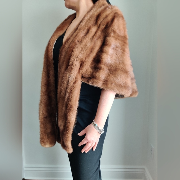 Vintage Hazelnut Mink Fur Stole Cape - Picture 3 of 16